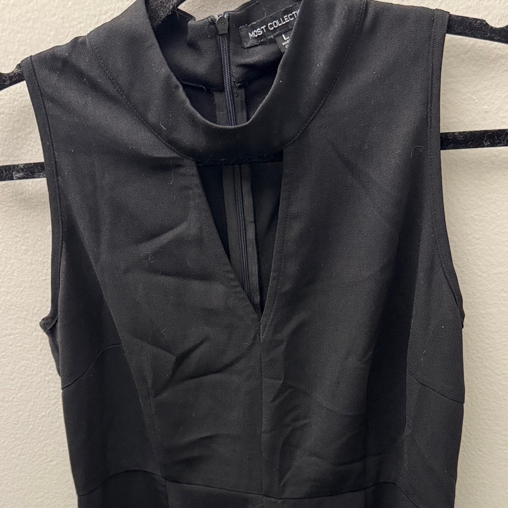 Black Sleeveless jumpsuit - Picture 4 of 7